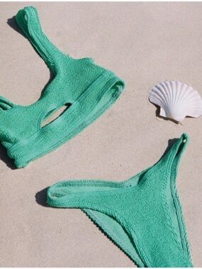 New Bond-eye Swim Bikini Set Sasha Top and Scene Bikini Bottom Green NWT Ribbed